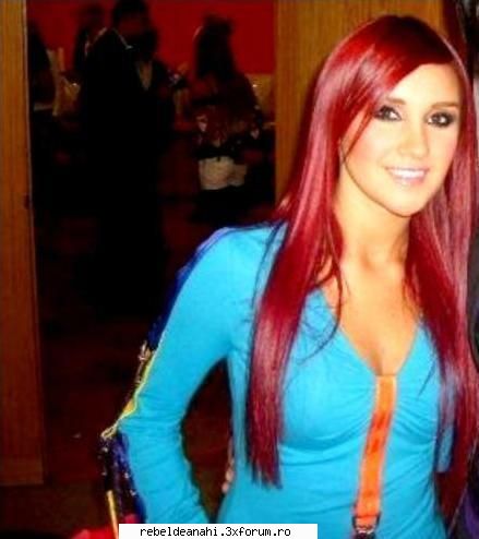 Dulce Maria vs Anahi - aly_dya - Dulce Maria-Roberta