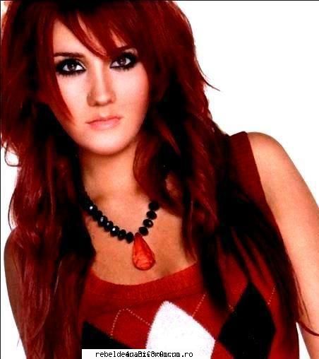 Dulce Maria vs Anahi - dulce maria e mult mai tare decat anahi :P punct - Dulce Maria-Roberta
