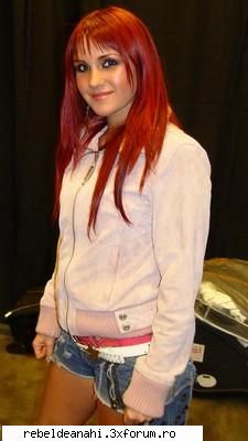 Galerie foto!! - ce zambet frumushyk are fata asta♥ ♥ - Dulce Maria-Roberta