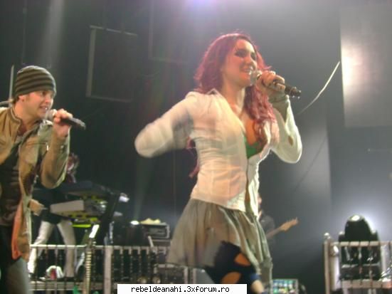 Galerie foto!! - si poza astha e sooper =) mi se pare mie sau - Dulce Maria-Roberta