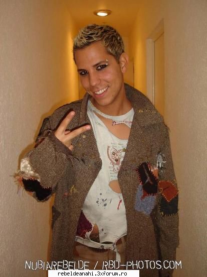 Galerie foto!! - sal!nu imi plake cum zambesthe!dar e sooper de - Christian-Chris-Giovanni!