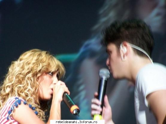 Galerie foto!! - tot ei! =( =) ;) - Anahi-Mia-Anny