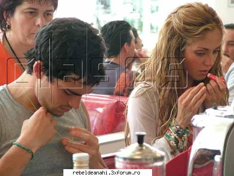 Galerie foto!! - ce dragut le sta impreuna ;) - Poncho si Anny!Miguel si Mia