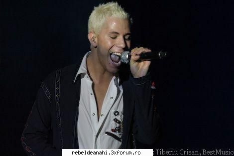 Poze de la Concerul RBD in Bucuresti - Dul_y_Ucker - Forum Nou