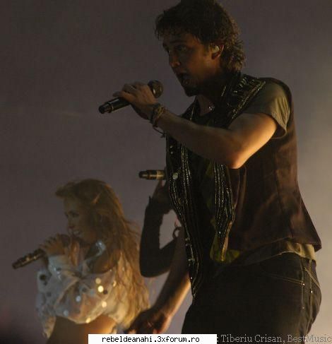 Poze de la Concerul RBD in Bucuresti - Dul_y_Ucker - Forum Nou
