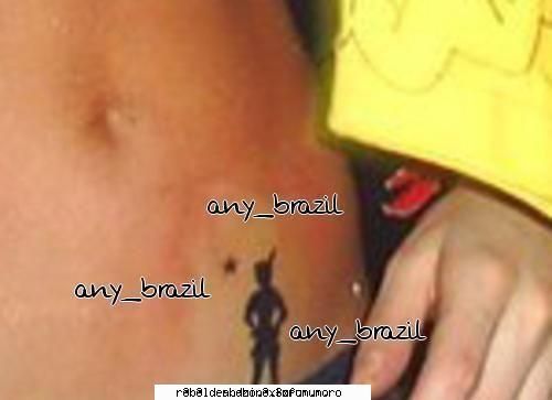 Tatuajul lui Anny - any si-a tatuat un peten pan - Anahi-Mia-Anny