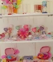 anahi si-a redeschis magazinul - MaY_Bonita:*:*:* - Forum Nou