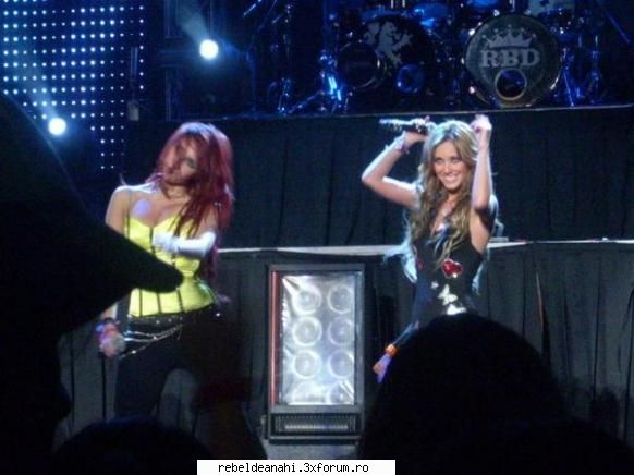 concerte,conferinte,emisiuni,premiile mtv - rebelde_g!rl - Forum Nou