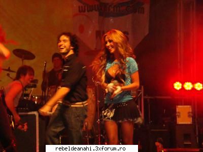 concerte,conferinte,emisiuni,premiile mtv - rebelde_g!rl - Forum Nou