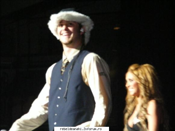 concerte,conferinte,emisiuni,premiile mtv - rebelde_g!rl - Forum Nou