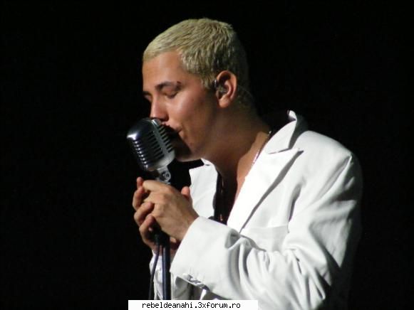 concerte,conferinte,emisiuni,premiile mtv - rebelde_g!rl - Forum Nou