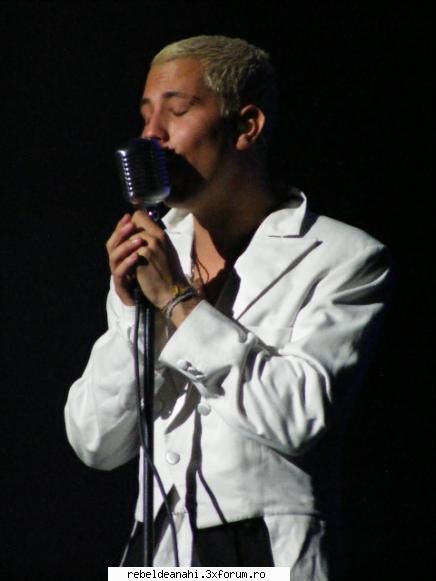 concerte,conferinte,emisiuni,premiile mtv - rebelde_g!rl - Forum Nou