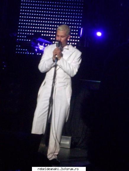 concerte,conferinte,emisiuni,premiile mtv - rebelde_g!rl - Forum Nou