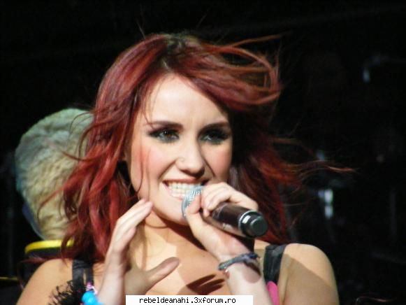 concerte,conferinte,emisiuni,premiile mtv - rebelde_g!rl - Forum Nou