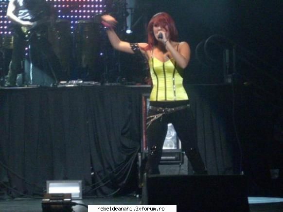 concerte,conferinte,emisiuni,premiile mtv - rebelde_g!rl - Forum Nou