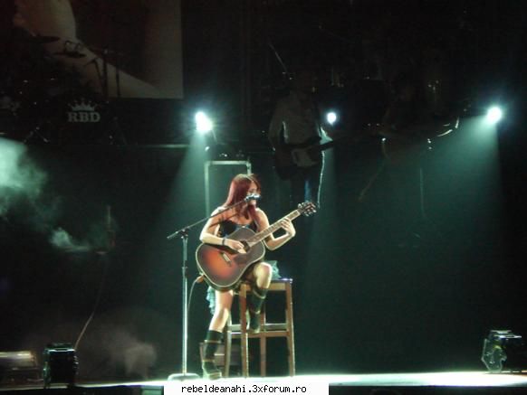 concerte,conferinte,emisiuni,premiile mtv - rebelde_g!rl - Forum Nou