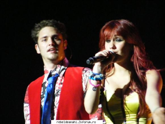 concerte,conferinte,emisiuni,premiile mtv - rebelde_g!rl - Forum Nou