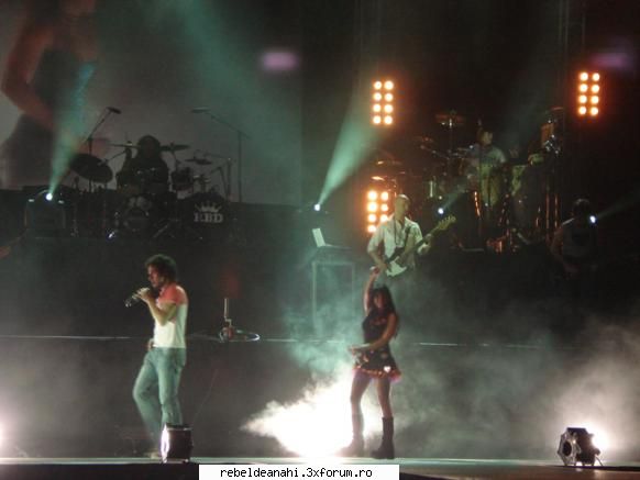 concerte,conferinte,emisiuni,premiile mtv - rebelde_g!rl - Forum Nou