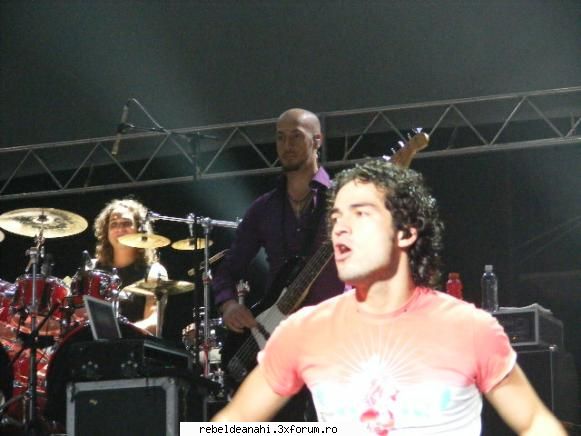 concerte,conferinte,emisiuni,premiile mtv - rebelde_g!rl - Forum Nou