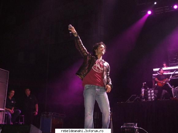 concerte,conferinte,emisiuni,premiile mtv - rebelde_g!rl - Forum Nou