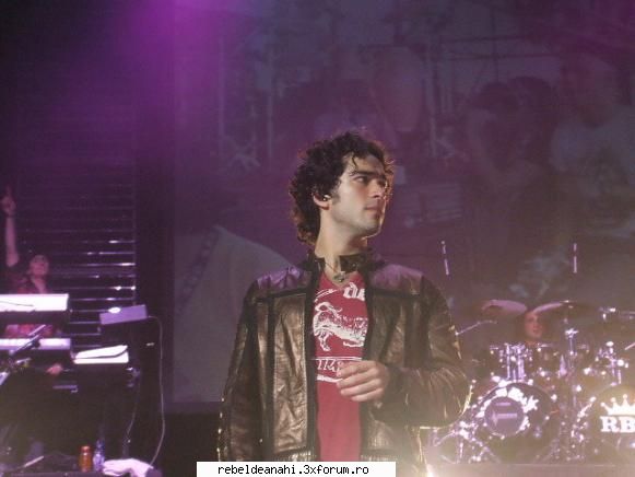 concerte,conferinte,emisiuni,premiile mtv - rebelde_g!rl - Forum Nou