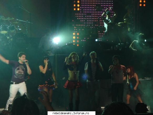 concerte,conferinte,emisiuni,premiile mtv - rebelde_g!rl - Forum Nou