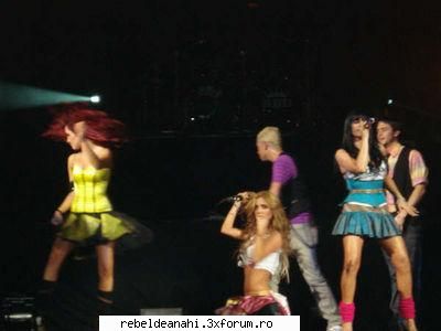 concerte,conferinte,emisiuni,premiile mtv - rebelde_g!rl - Forum Nou