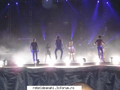 concerte,conferinte,emisiuni,premiile mtv - rebelde_g!rl - Forum Nou