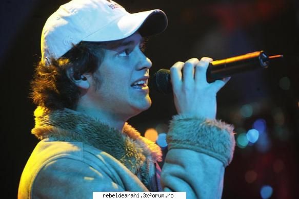 concerte,conferinte,emisiuni,premiile mtv - rebelde_g!rl - Forum Nou