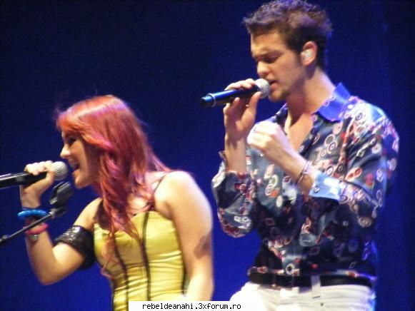 concerte,conferinte,emisiuni,premiile mtv - ucker si dul a 2-a - Forum Nou