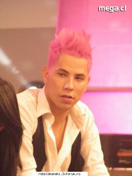 concerte,conferinte,emisiuni,premiile mtv - chris - emisiune - Forum Nou