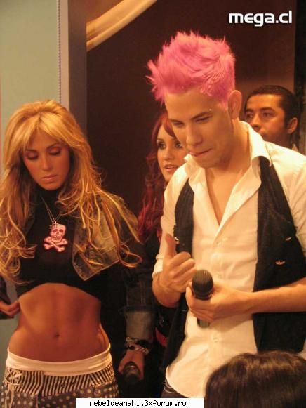 concerte,conferinte,emisiuni,premiile mtv - chris,dul si annie - emisiune - Forum Nou