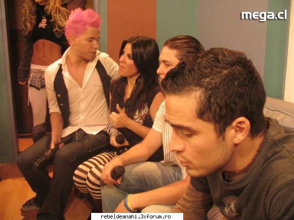concerte,conferinte,emisiuni,premiile mtv - poncho,ucker,may si chris - Forum Nou