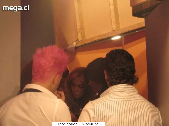 concerte,conferinte,emisiuni,premiile mtv - ucker,may,annie si chris - emisiune a 2-a - Forum Nou