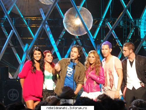 concerte,conferinte,emisiuni,premiile mtv - rbd a 5-a la premiile mtv - Forum Nou