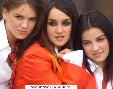 numai poze din telenovela "rebelde" - lupita,roberta si jose lujan a 3-a - Rebelde