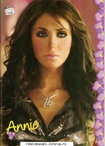 seitul magazinului lui Anny - eu am intrat dar ink nu este gata - Anahi-Mia-Anny